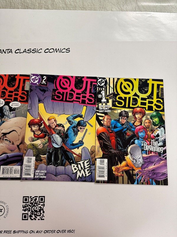 4 Outsiders DC Comic Books # 1 2 3 4 Batman Superman Flash  19 CT3