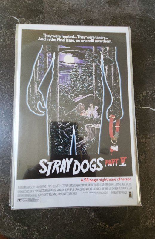 Stray Dogs #5 Cover B (2021)