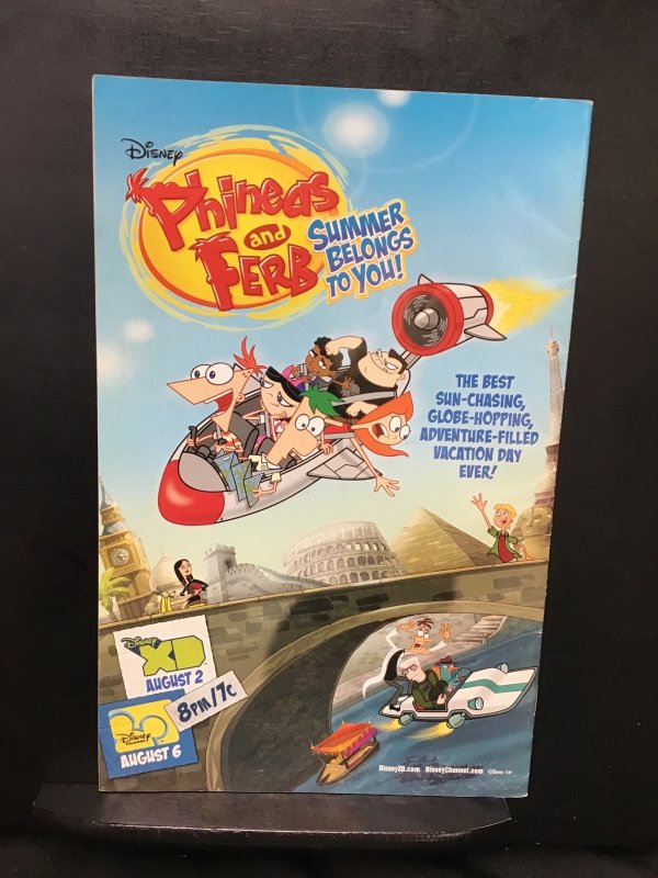 New Avengers #2 (2010)nm