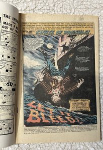 Giant-Size Chillers featuring Dracula (1974) 1 2 3 4 5