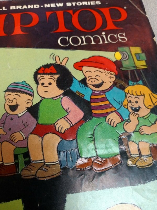 TIP TOP COMICS 219 DELL SLUGGO 1960 PEANUTS CHARLIE BROWN LUCY SNOOPY silver age