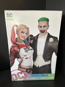 DC Collectibles Suicide Squad The Joker & Harley Quinn Statue w/ Original Box 