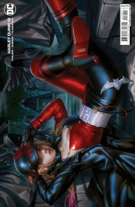 HARLEY QUINN #12 CVR B DERRICK CHEW CARD STOCK VARIANT