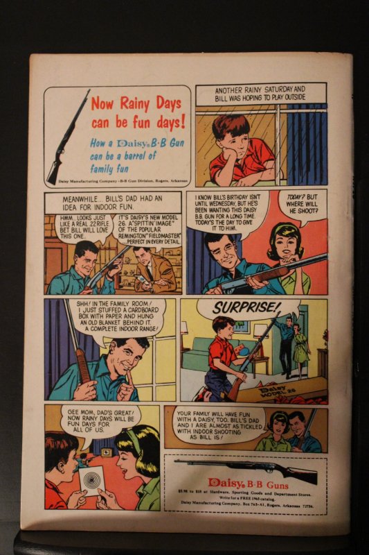 Baby Huey In Duckland #10 1965 High-Grade VF+ Giant-Size Tugging Yacht! Wow!