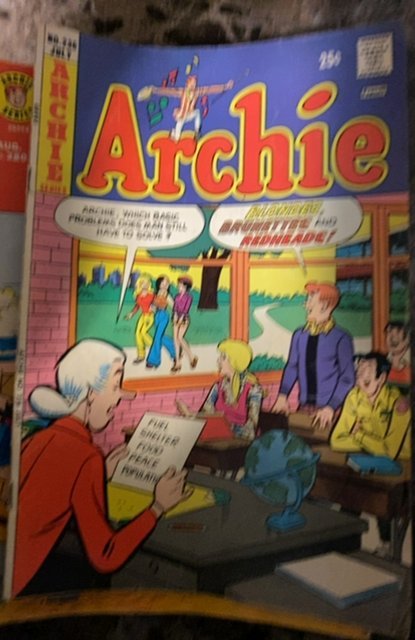 Archie #236 (1974)  