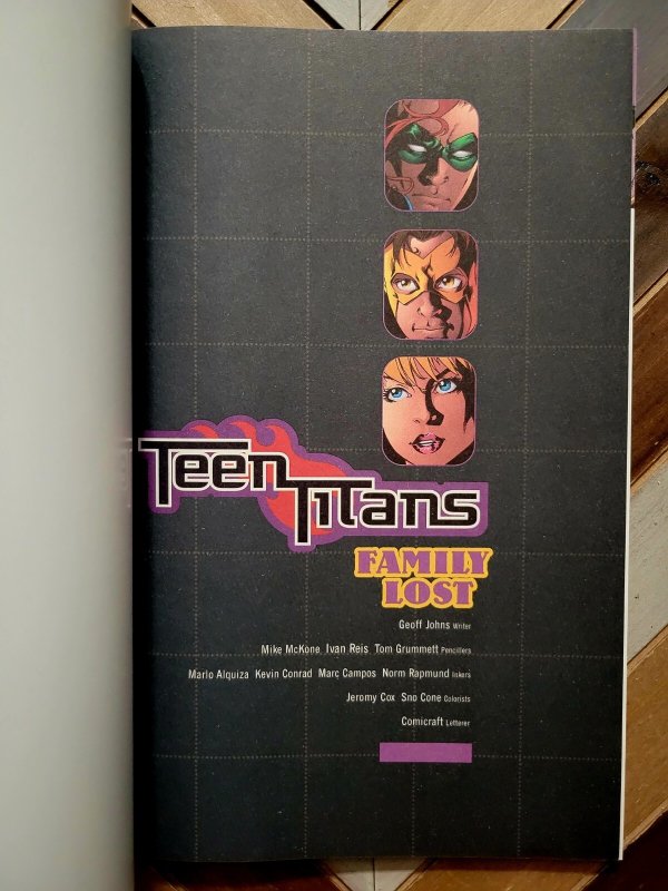 Teen Titans TPB Vol. 2 Family Lost First Print DC 2004 Johns, McKone, Reis 9.0