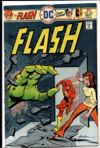 The Flash #236 (1975) The Flash