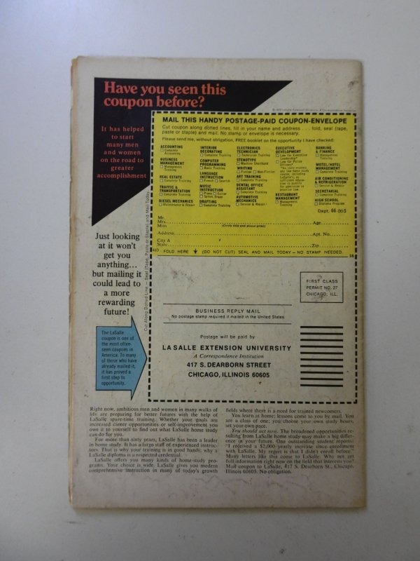 Captain Marvel #39 (1975) VG/FN condition