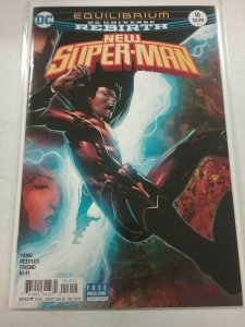 New Super-Man #16  Rebirth Main Cover DC, 2017 NW41