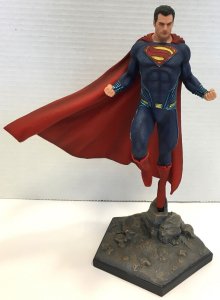 Iron Studios: DC Justice League -  SUPERMAN 1/10 SCALE Statue