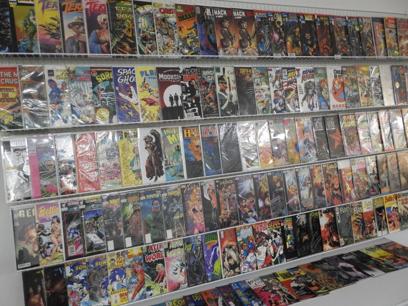 Huge Lot of 130+ Comics W/ Spawn, Lady Death,  Sonic the Hedgehog Avg FN Cond.