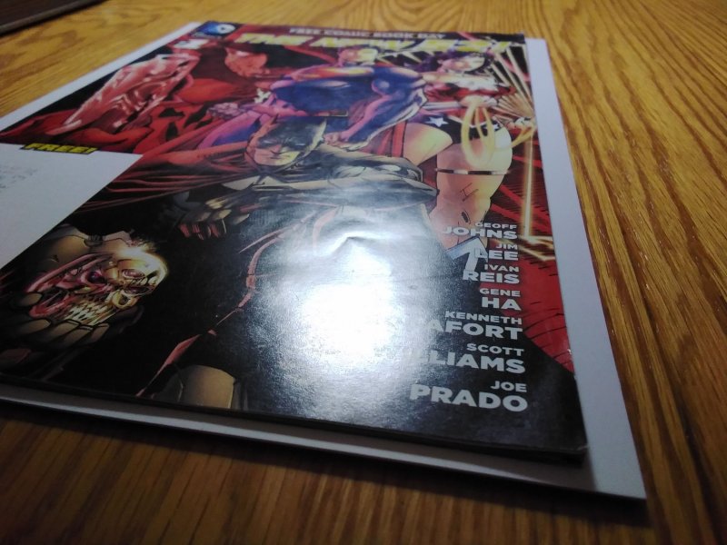 DC Comics - The New 52 #1 FCBD Special Edition (2012)