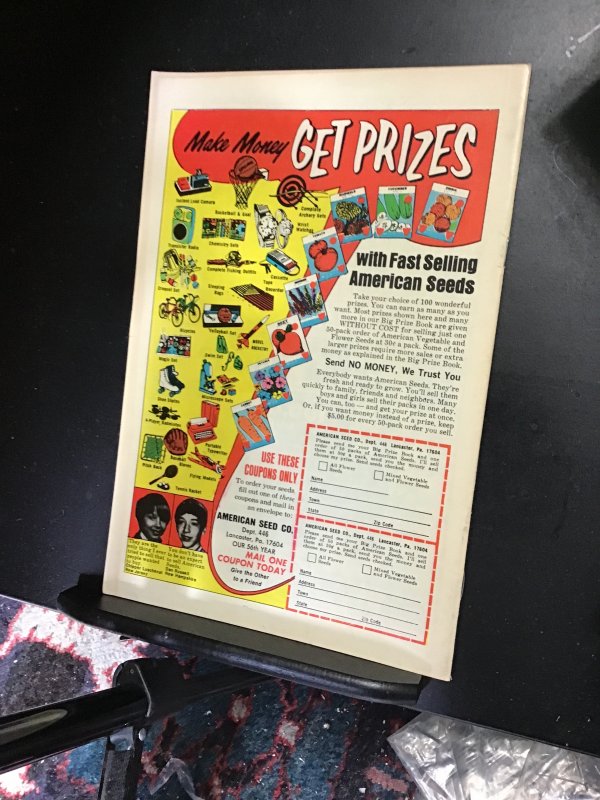 Fantastic Four #147 (1974). Namor key! Submariner strikes! high-grade! VF Wow