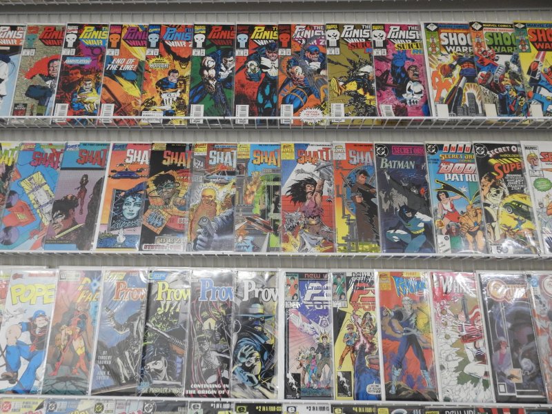 Huge Lot 130+ Comics W/ Marvel Handbook, Punisher War Zone+ Avg VF Condition!