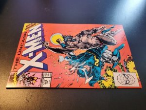 Uncanny X-Men #258 (1990) NM 9.4 Jim Lee art Wolverine Solo vs Mandarin cover kg