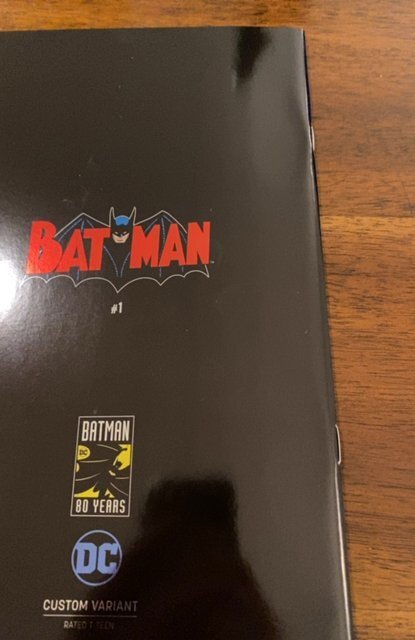 Batman #1 retelling DC Custom Variant foil cover