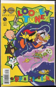 Looney Tunes #18 (1995) Daffy Duck