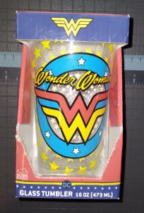 WONDER WOMAN 16OZ GLASS | 1980S LOGO | CLASSIC COMIC STAR BURST | NEW IN BOX