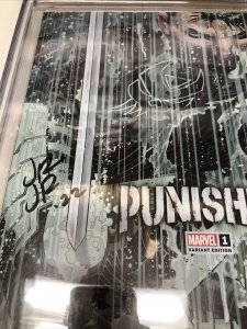 Punisher (2022) # 1 (CGC SS 9.8) Signed John Romita Jr. * Marvel Comics *Variant