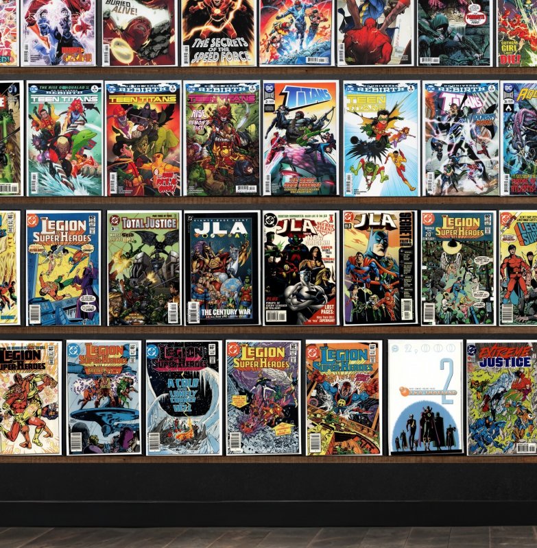 Huge Lot 140+ Comics with The Flash, Justice League & More!