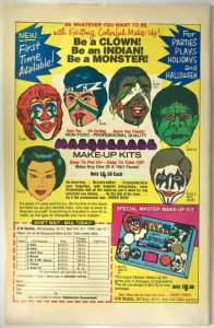 World at WAR Comic Issue 25 —  Sam Glanzman Art 1981 Charlton Comics — 32 Pages 