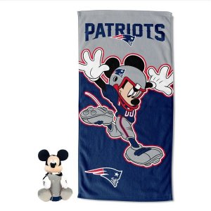 Disney NFL Mickey Patriots Splash Hugger Beach Towel