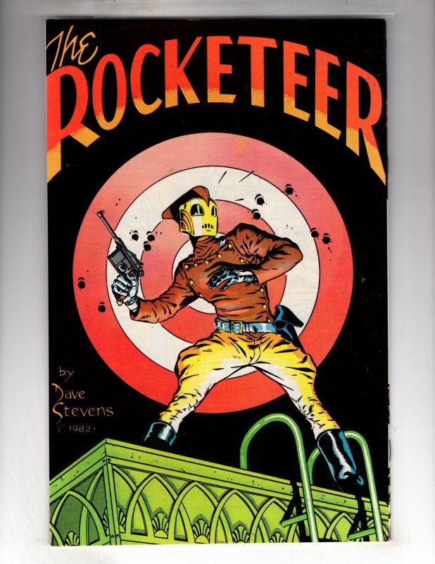 Pacific Presents #1 (1982) THE ROCKETEER by Dave Stevens   / MC#101