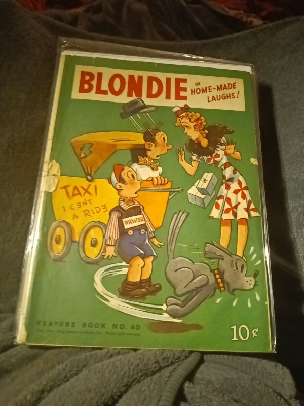 Huge Giant Blondie Volume 1 #1 & 29 Issue Comics Lot Run Set Collection Dagwood