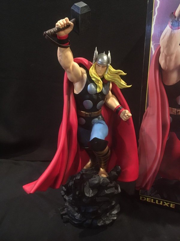 THE MIGHTY THOR Bowen Designs Marvel Statue, 2001, #1652/2500, Slight Damage 