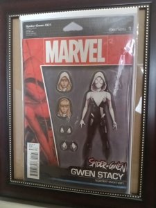 Spider-Gwen vol.2 #1E (action figure variant). P06