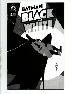 Batman Black and White #4 - Neal Adams - Alex Ross - Brian Bolland -1996 - (-NM) 