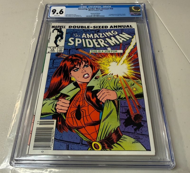 Amazing Spider-Man Annual # 19 CGC Graded 9.6 Marvel Comic Book Mary Jane JH30