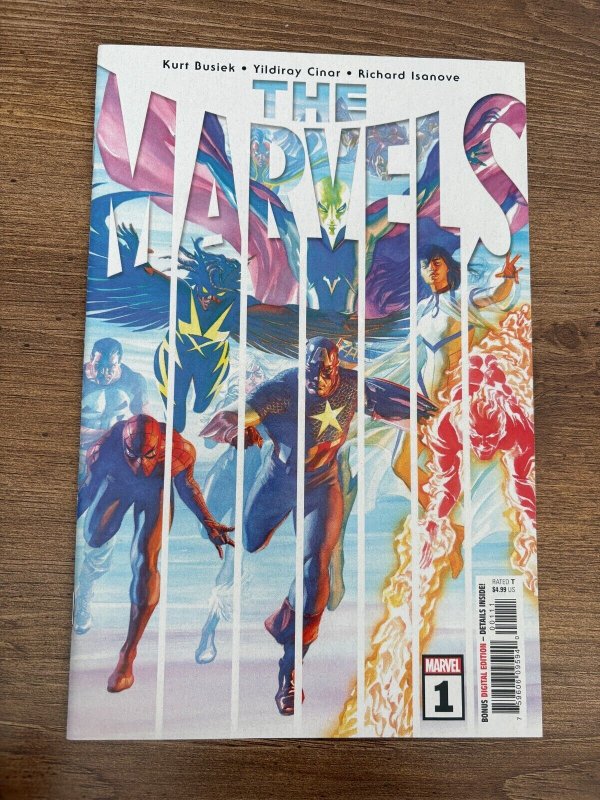 The Marvels # 1 NM 1st Print Marvel Comic Book Alex Ross 16 J275