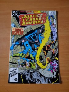 Justice League of America #253 Direct Market Edition ~ NEAR MINT NM ~ 1986 DC