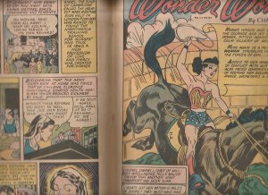 Famous First Edition #6 (1975)   Wonder Woman !