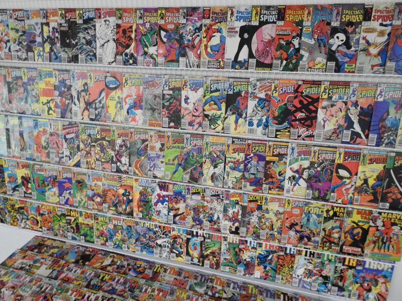 Huge Lot 180 + Comics W/ Spider-man, Thor, Iron Man+ Avg Fine Condition!