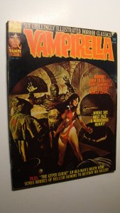 VAMPIRELLA 38 *SOLID COPY* 2ND VAMPI AS CLEOPATRA WARREN SANJULIAN ART 