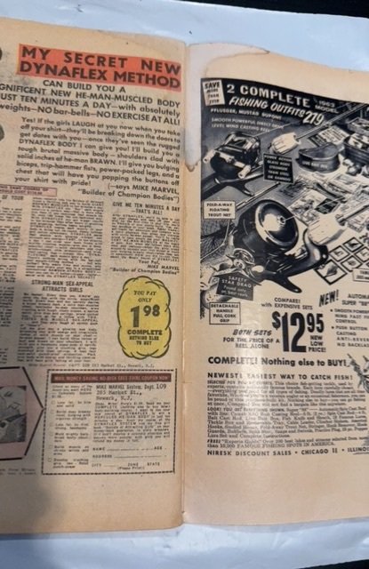 Fantastic Four #17 (1966) vs Dr doom see dewcription