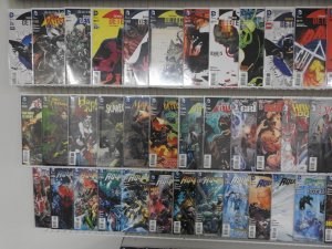 Huge Lot of 150+ Comics W/ Batman, Aquaman +More! Average VF- Condition!