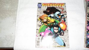DC COMICS THE OUTSIDERS # 1 NOV. 1993