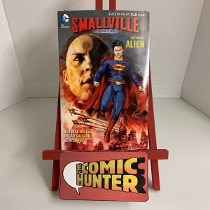 Smallville Season 11 Vol. 6 Alien Paperback Bryan Q. Miller 