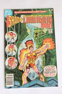 Shade, the Changing Man #1 (1977) Shade, the Changing Man VFNM