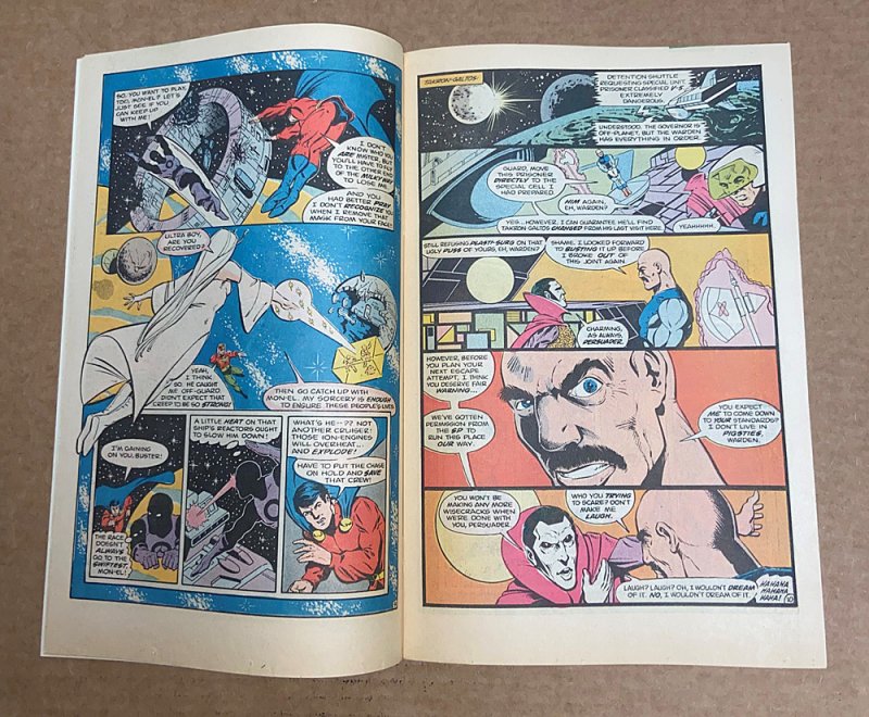 Legion of Super Heroes #324  ( 7.5  VFN-)  June 1985