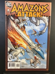 Amazons Attack! #4 (2007)