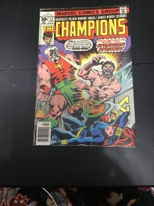 The Champions #12 (1977)The Stranger, Widow, Black Goliath Mid-High-Grade FN/VF