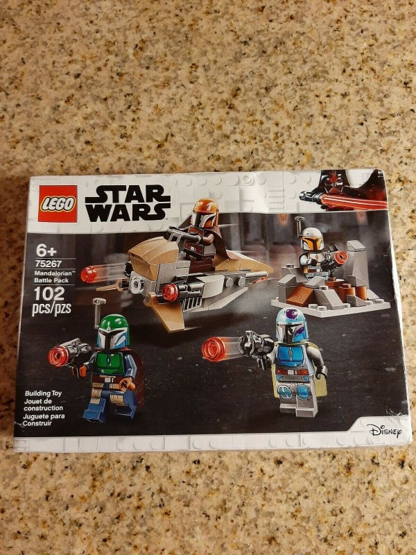 LEGO Star Wars  75267 Mandalorian Battle Pack New with box wear