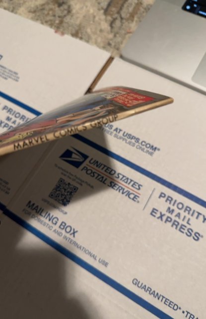 Marvel Super-Heroes #12 (1967)1st captain marvel and origin