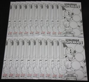 INVINCIBLE IRON MAN #1 - NEW YORK SPECIAL EDITION B&W VARIANT 20pc Comic Lot -A