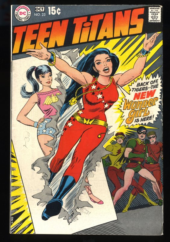 Teen Titans #23 FN+ 6.5 New Wonder Girl Costume!