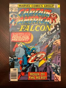 Captain America #221 (1978) - VF